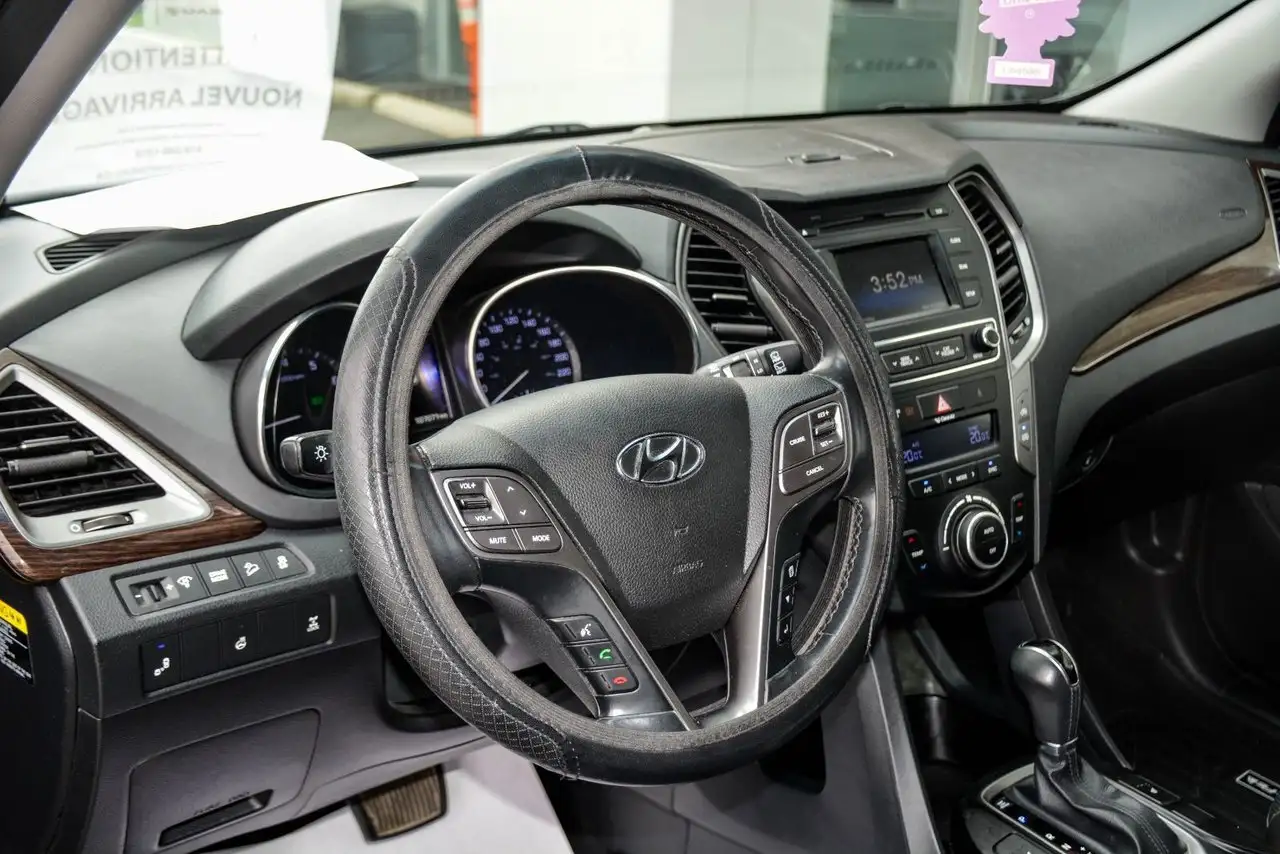 Hyundai SANTA FE снимка Hyundai SANTA FE