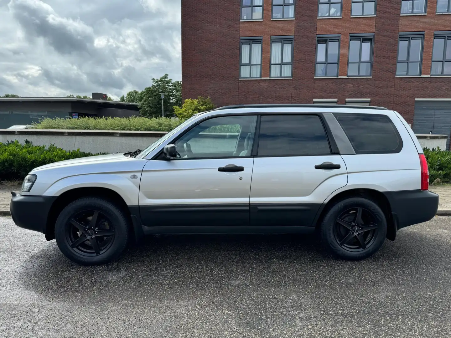 Subaru Forester 2.0 AWD X AUT /Airco/Cruise/Elek. Pakket/NAP/Trekh Gris - 2