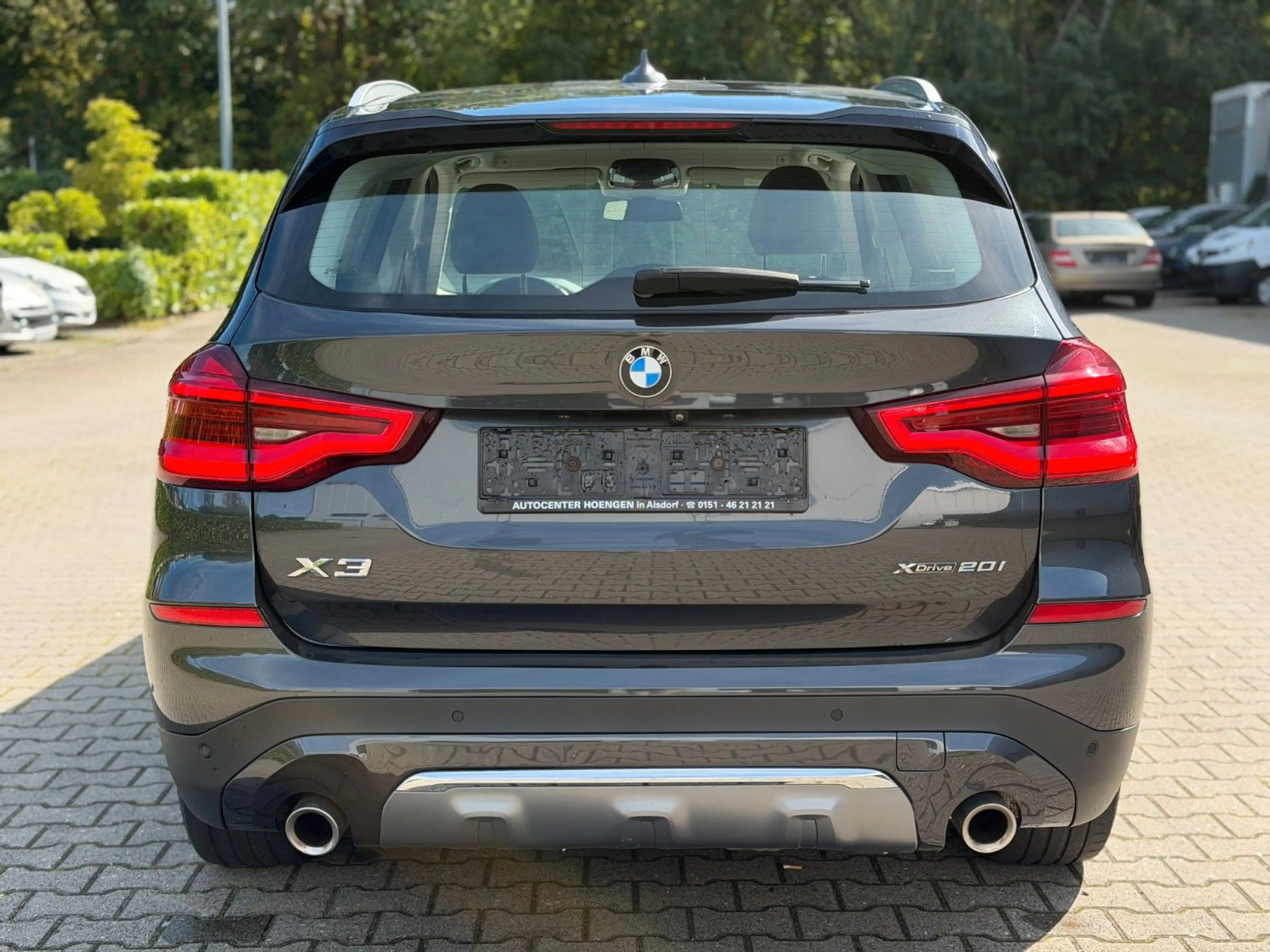 BMW X3 xDrive 20 i Luxury Line 1.Hand*Leder*Head Up* — photo 10