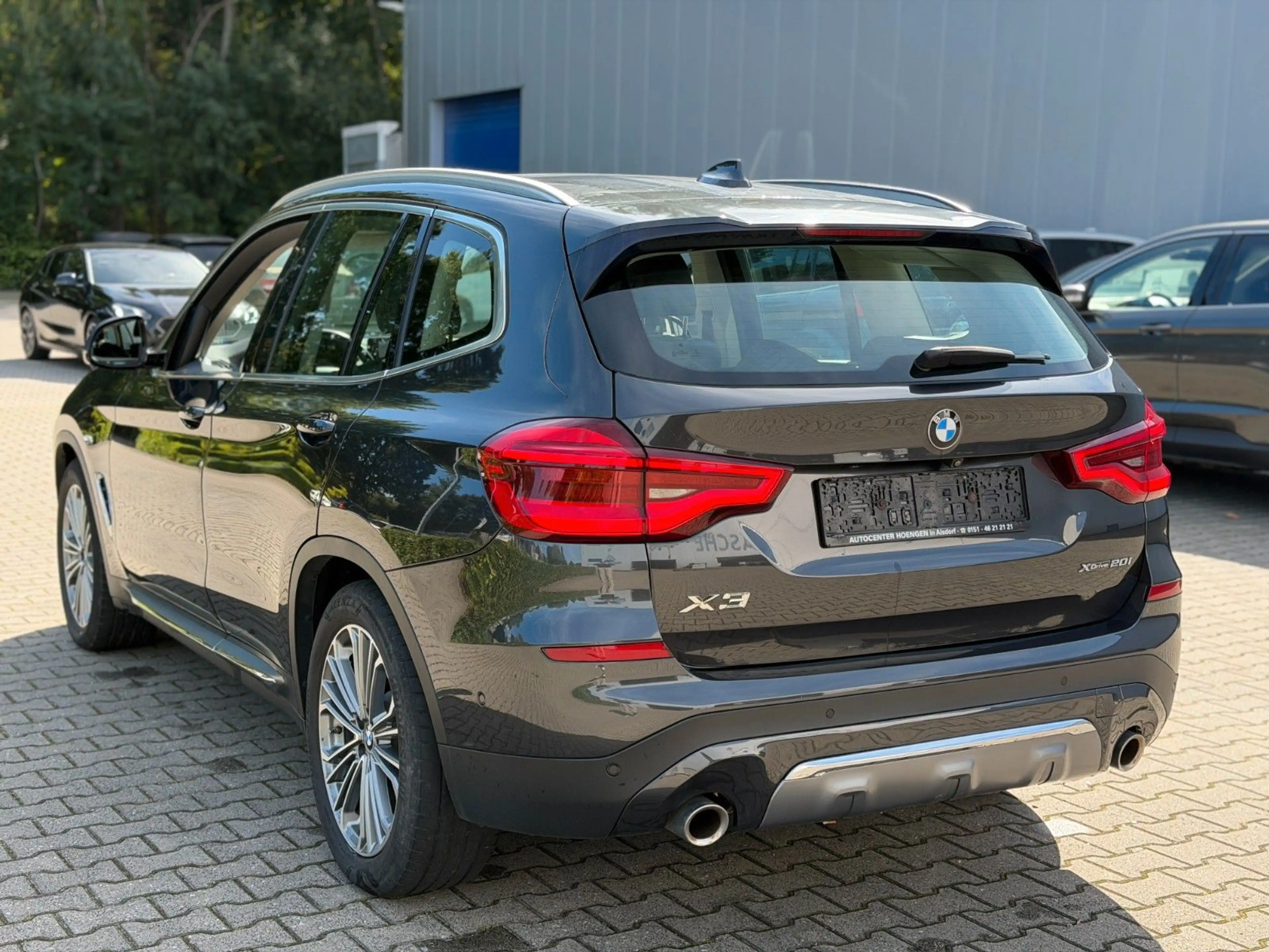 BMW X3 xDrive 20 i Luxury Line 1.Hand*Leder*Head Up* — photo 13