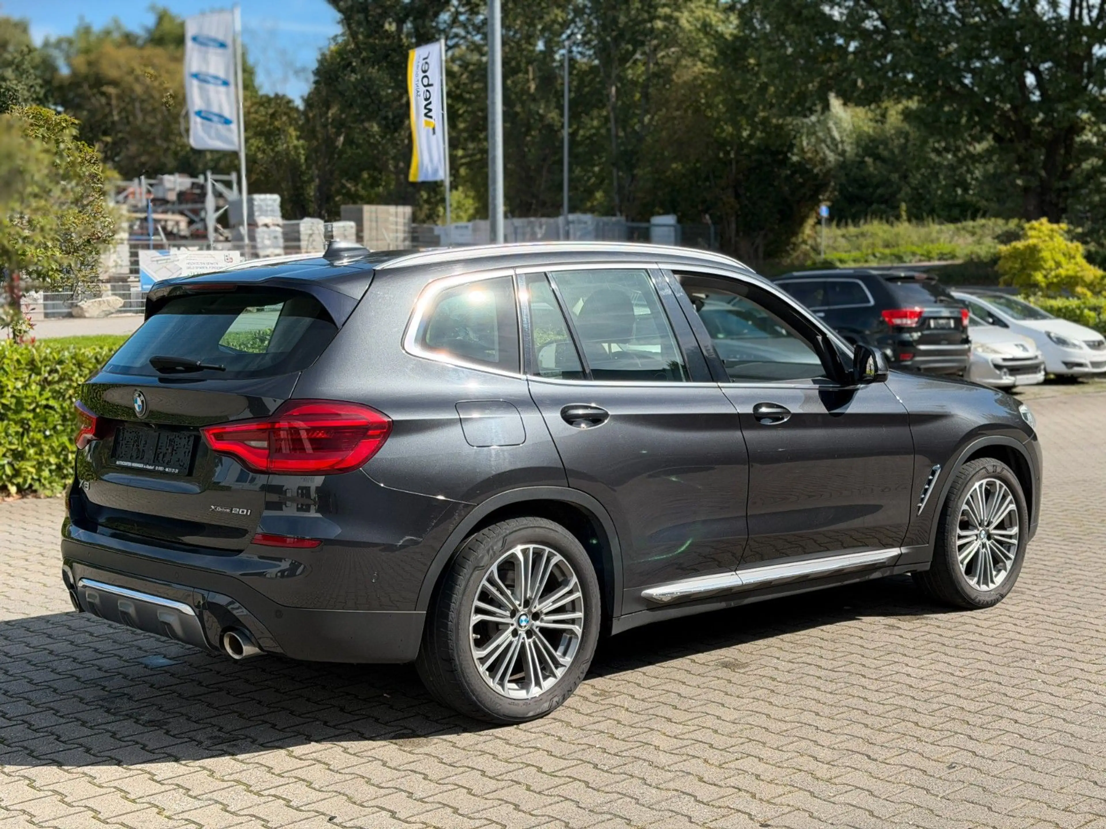 BMW X3 xDrive 20 i Luxury Line 1.Hand*Leder*Head Up* — photo 12