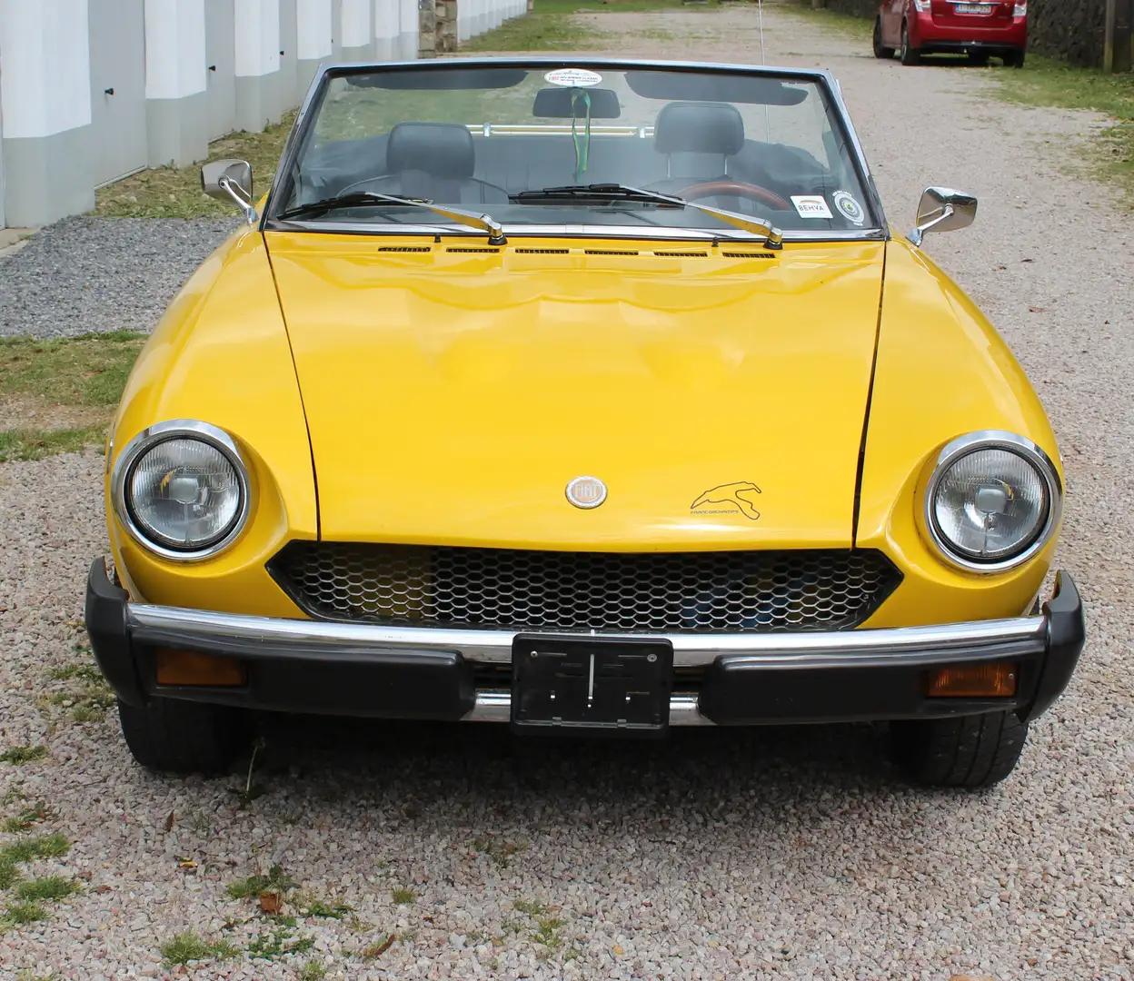 Fiat 124 Spider Galben - 2