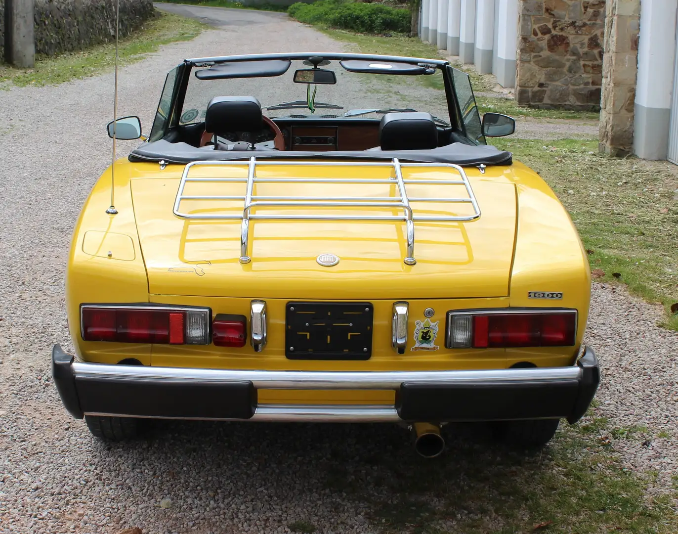 Fiat 124 Spider Galben - 1