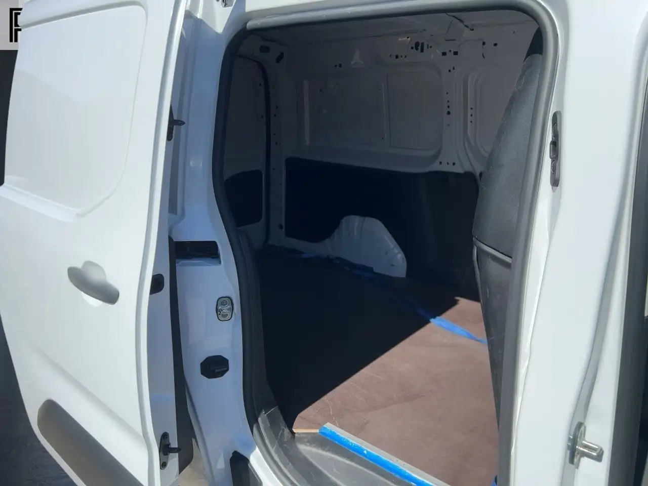 Fiat Doblo E- Kastenwagen L2 Rückfahrkamera PDC KLIMA 9