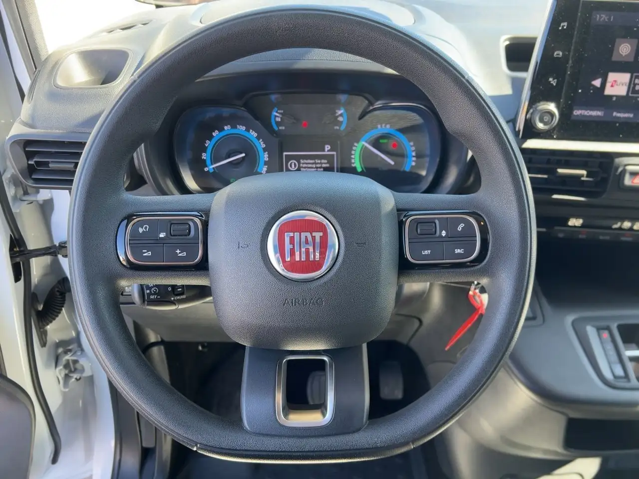 Fiat Doblo E- Kastenwagen L2 Rückfahrkamera PDC KLIMA 11