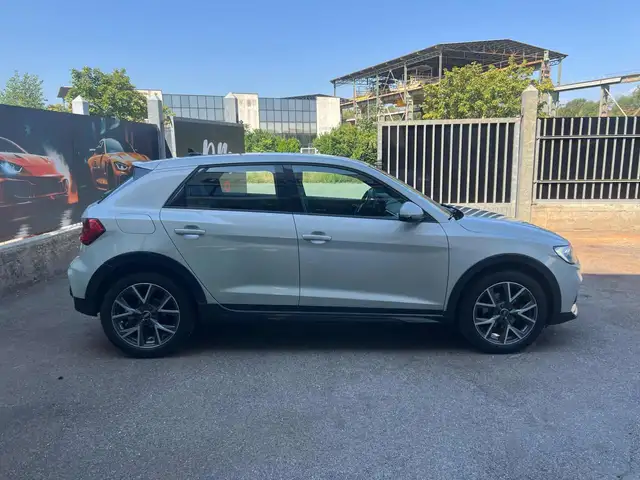 Audi A1 view 4