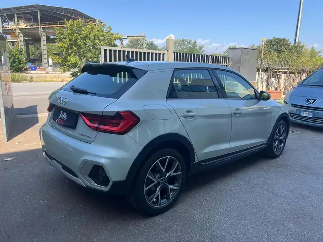 Audi A1 view 5