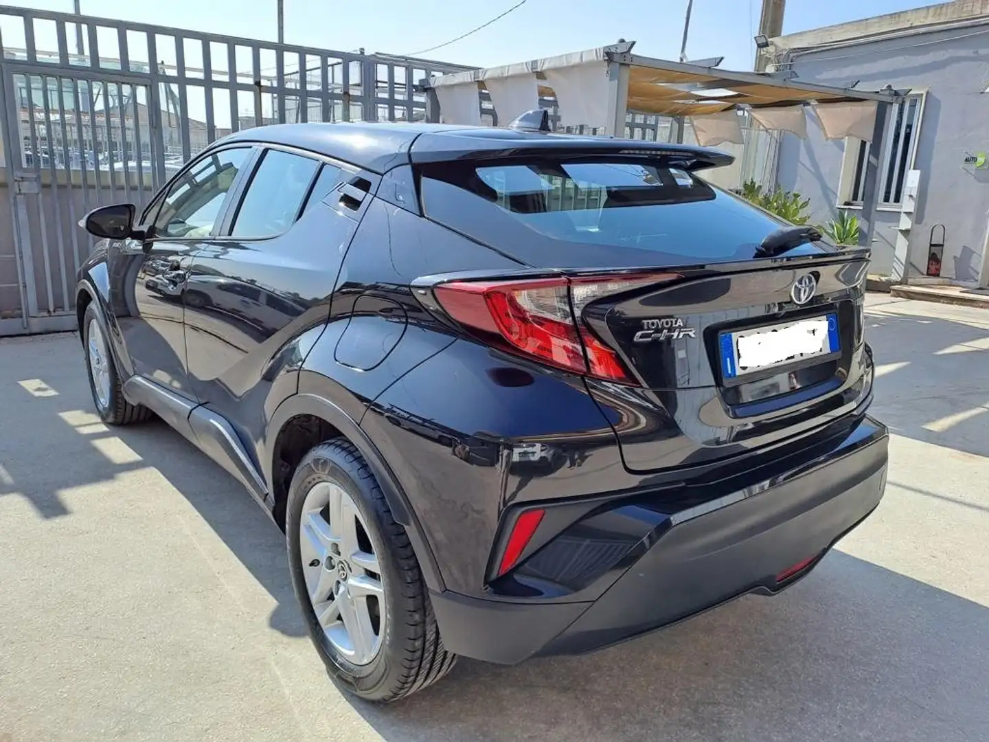 Toyota C-HR C-HR 1.8h Active e-cvt Nero - 2