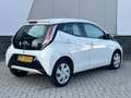 Toyota Aygo 1.0 VVT-i x-play | Airco | Achteruitrijcamera | Bl Blanc - thumbnail 3