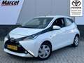 Toyota Aygo 1.0 VVT-i x-play | Airco | Achteruitrijcamera | Bl Blanc - thumbnail 1