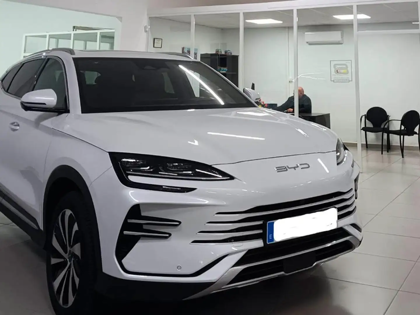 BYD Seal U 1.5 DM-I COMFORT 5P - 1