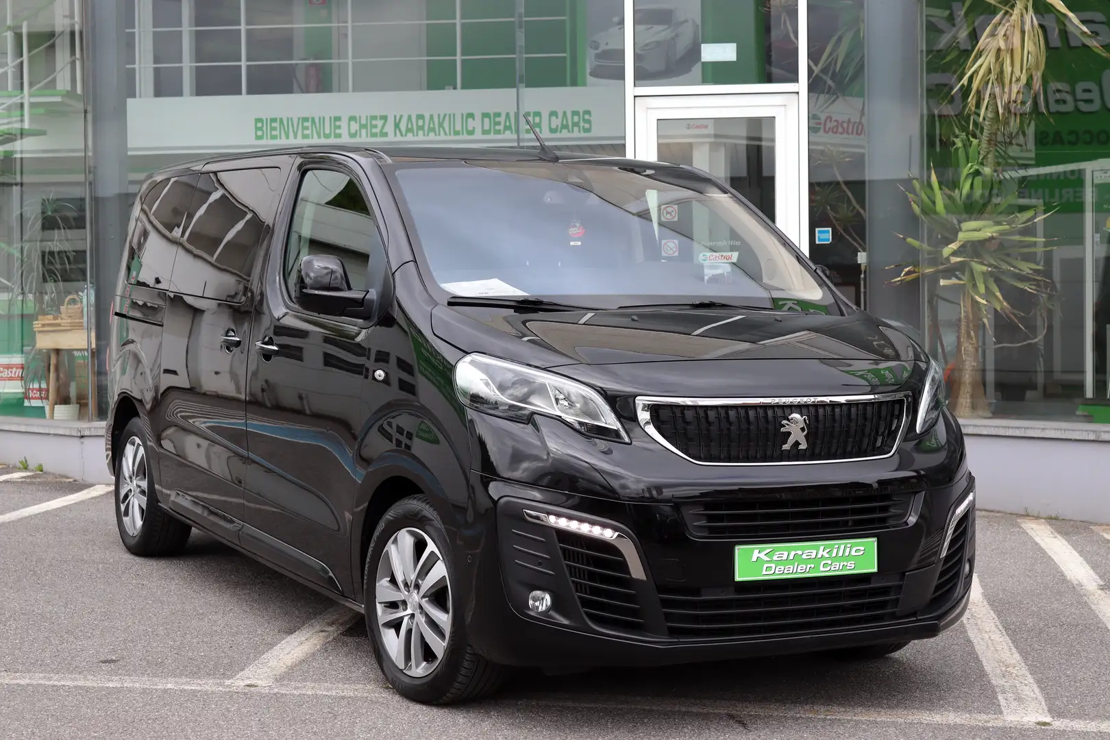 Peugeot Traveller L3 2.0HDi 177CV BOITE AUTO 8PLACES VIP FULL OPTION Noir - 1