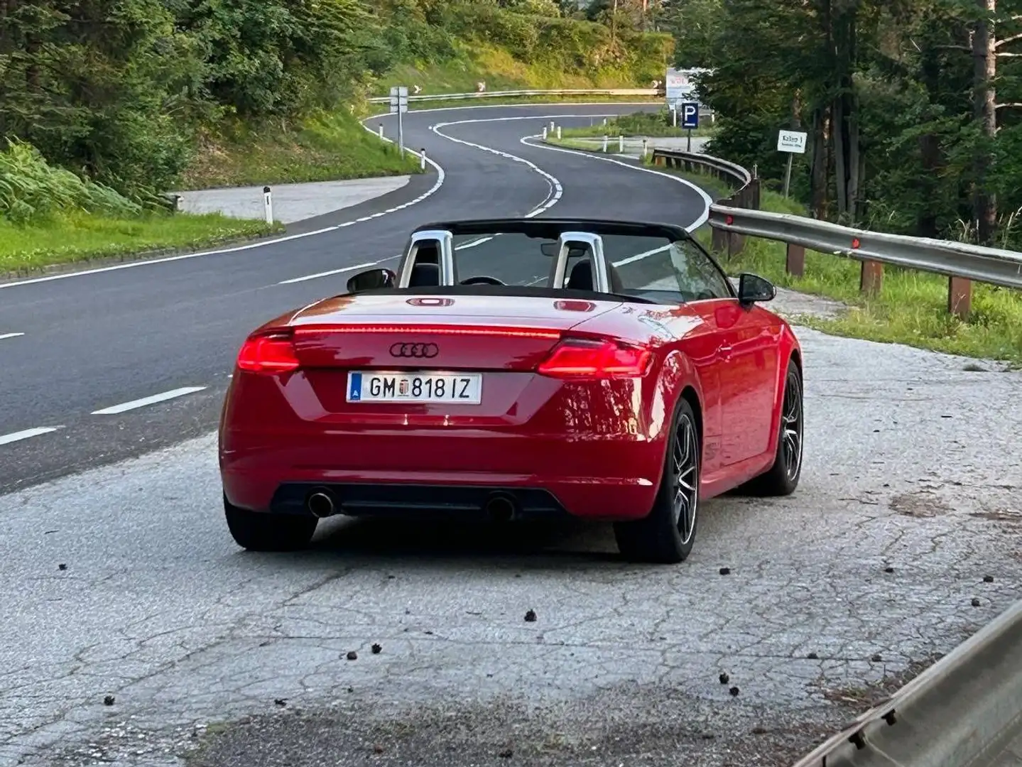 Audi TT TT Roadster 2,0 TFSI Rot - 2