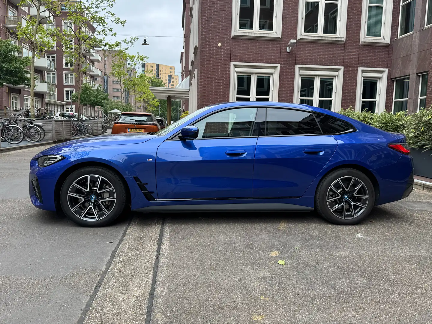 BMW i4 eDrive40 M Modrá - 2