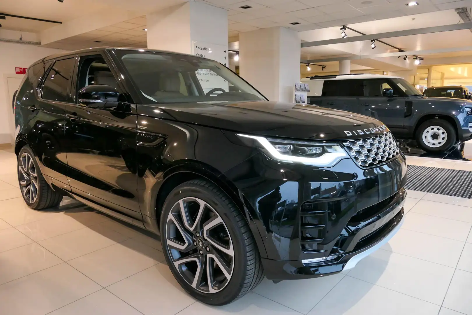 Land Rover Discovery D350 35th Anniversary Edition Чорний - 1