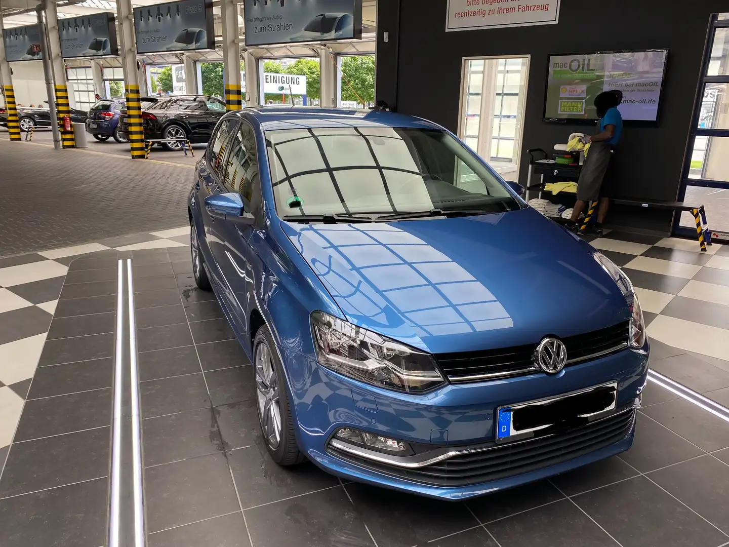 Volkswagen Polo Polo 1.2 TSI Blue Motion Technology Lounge Blau - 2