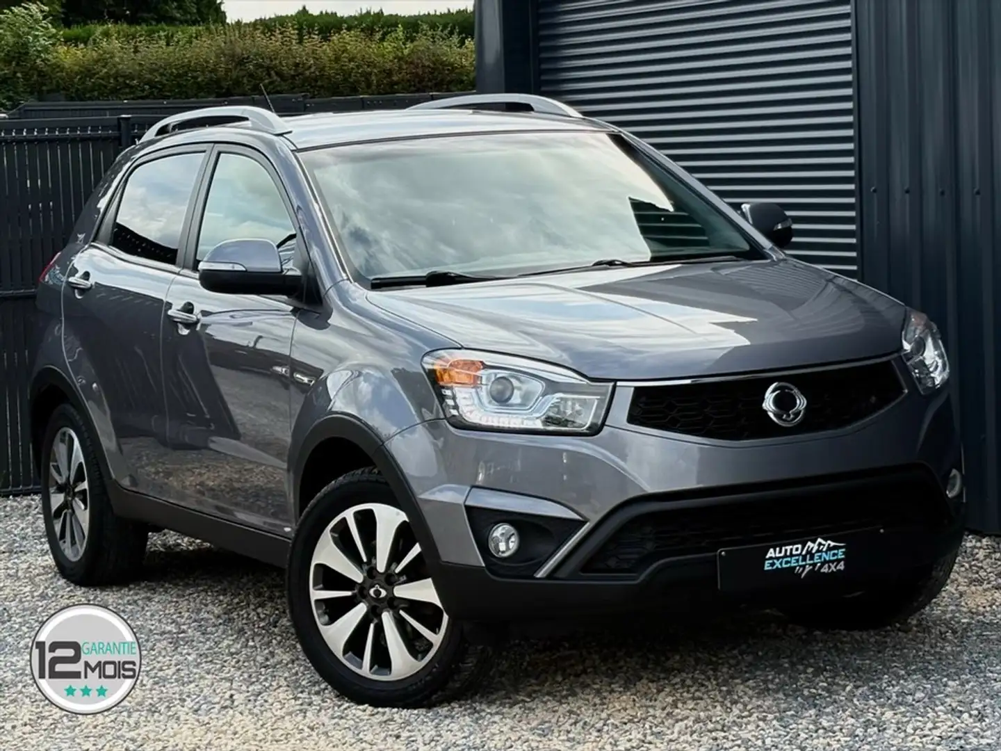 SsangYong Korando 2.0 e-XDi200 Sapphire/ Cuir/ Gps/ Šedá - 1