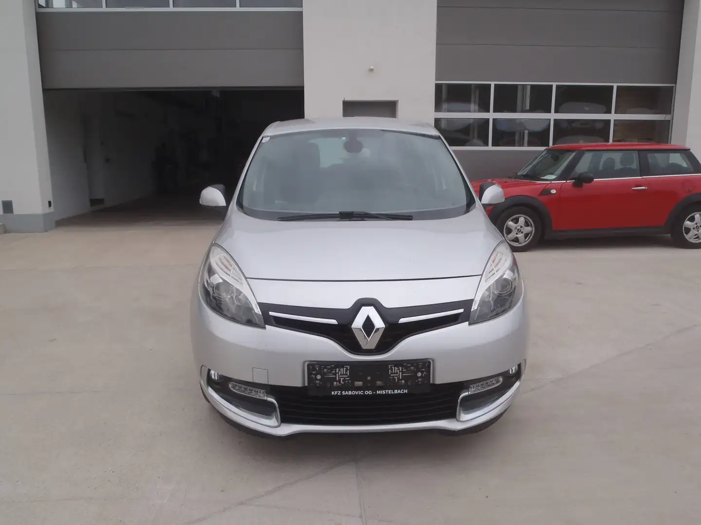 Renault Scenic Scénic Energy dCi 110 Dynamique Dynamique Grau - 1
