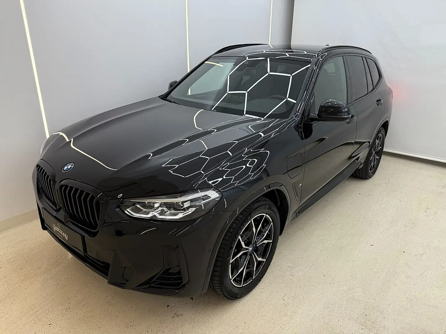 BMW X3 xDrive30e PHEV Aut. *M-Sport* Schwarz - 2