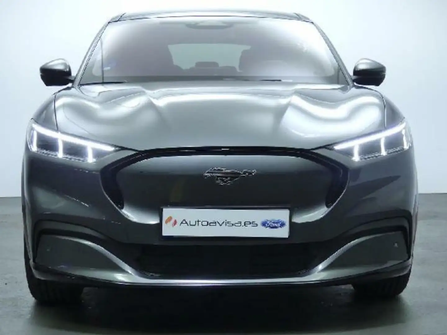 Ford Mustang 99KWH 351PS FIRST EDITION EXTENDED RANGE 351 5P Gris - 2