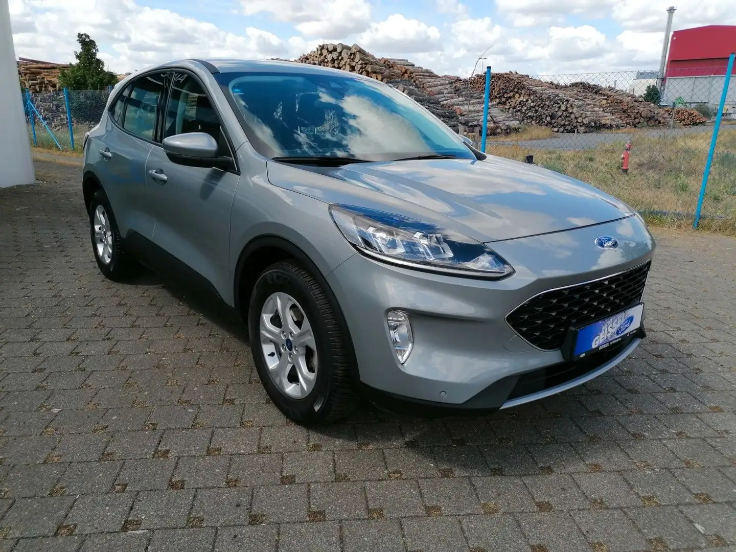 Ford Kuga Cool & Connect,AHK.PDC.Navi.FSH.Sitzh. Silber - 1
