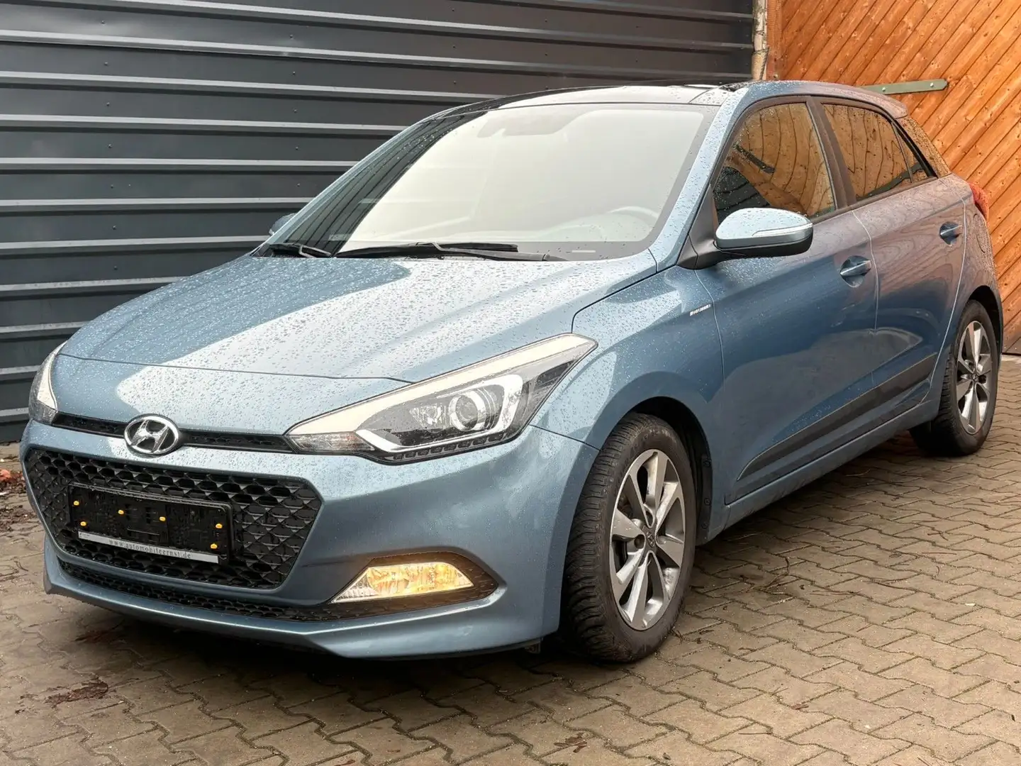 Hyundai i20 YES! Plus Albastru - 1