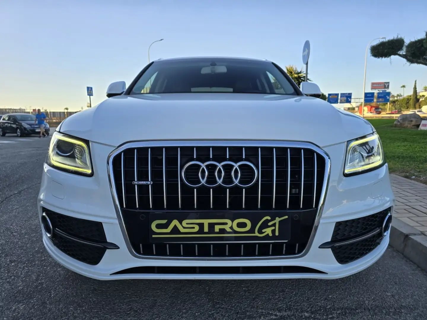 Audi Q5 2.0TDI CD quattro S Line Ed. S-T 190 Blanc - 2