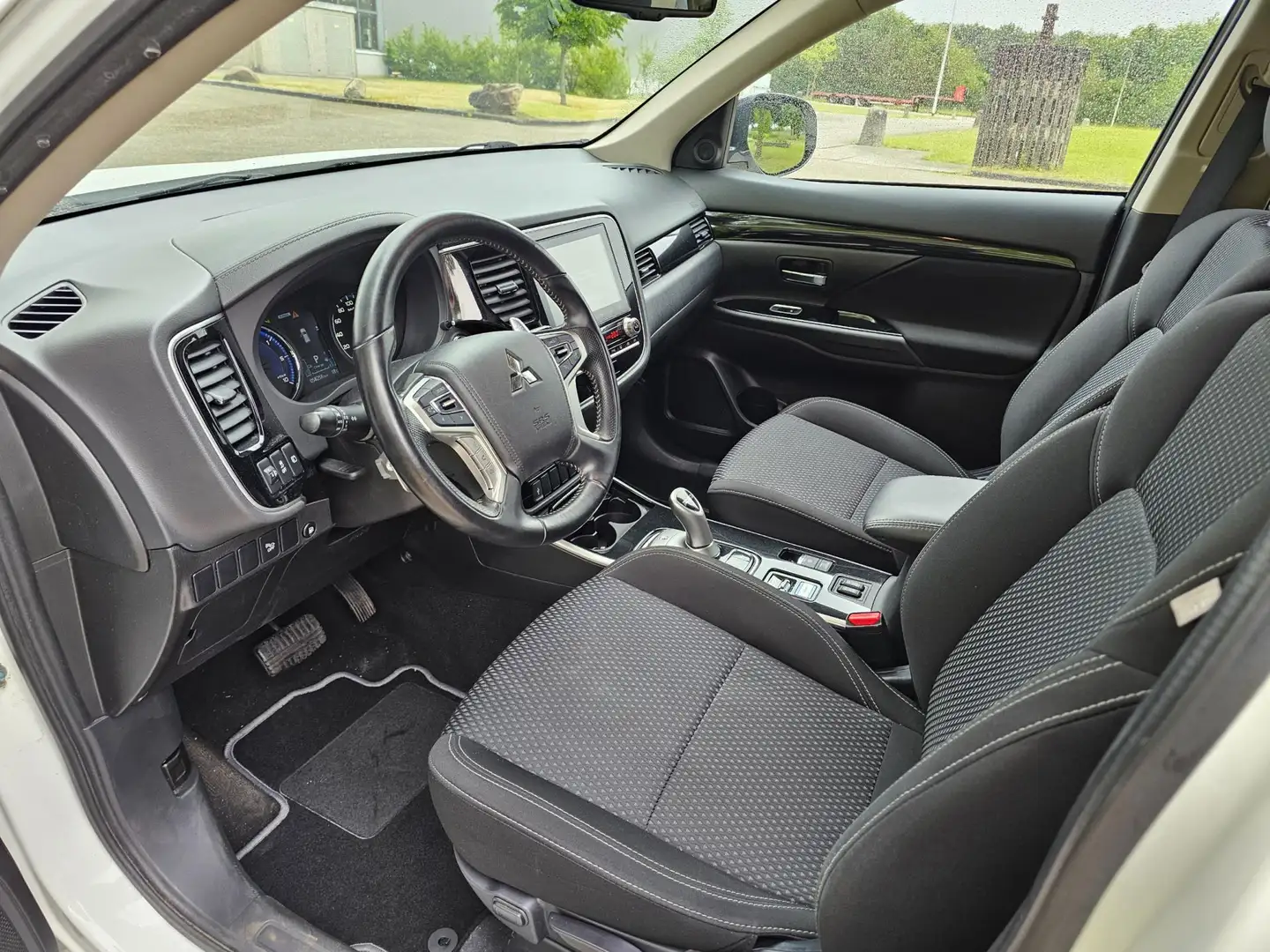 Mitsubishi Outlander 2.4 PHEV AUTOMAAT/trekhaak/CRUISE/20inch Alb - 2