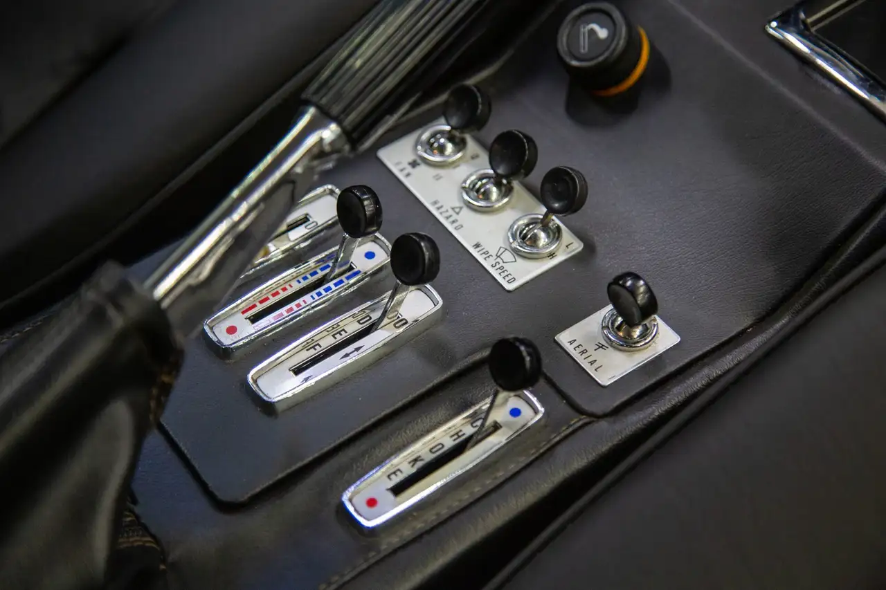 Ferrari 208 GTB, foto 12