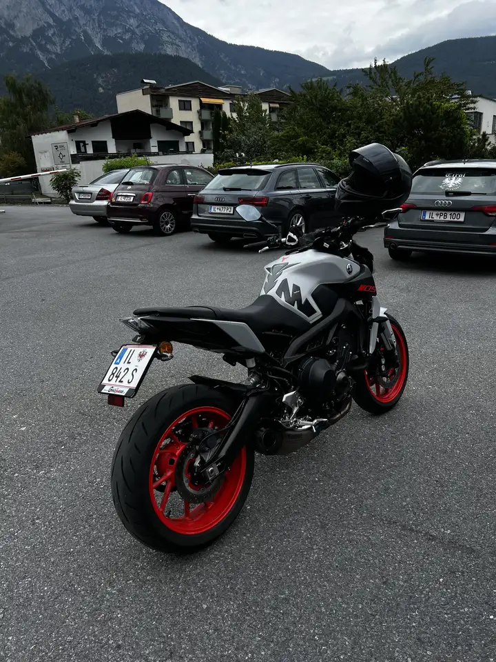 Yamaha MT-09