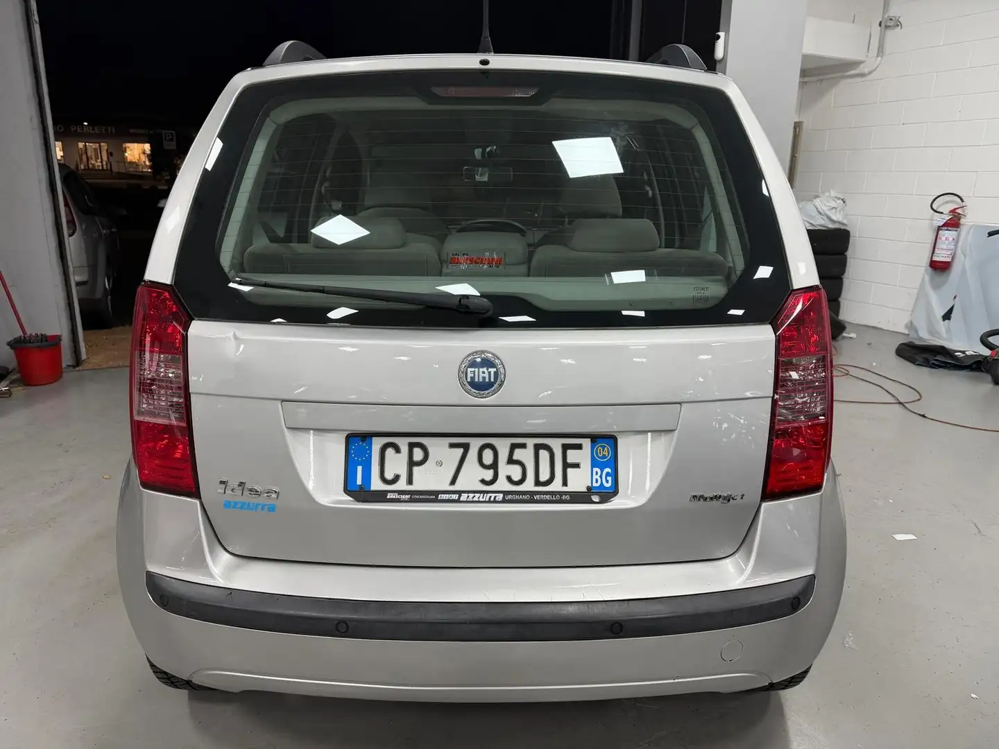 Fiat Idea Idea 1.3 mjt 16v Dynamic Grau - 1