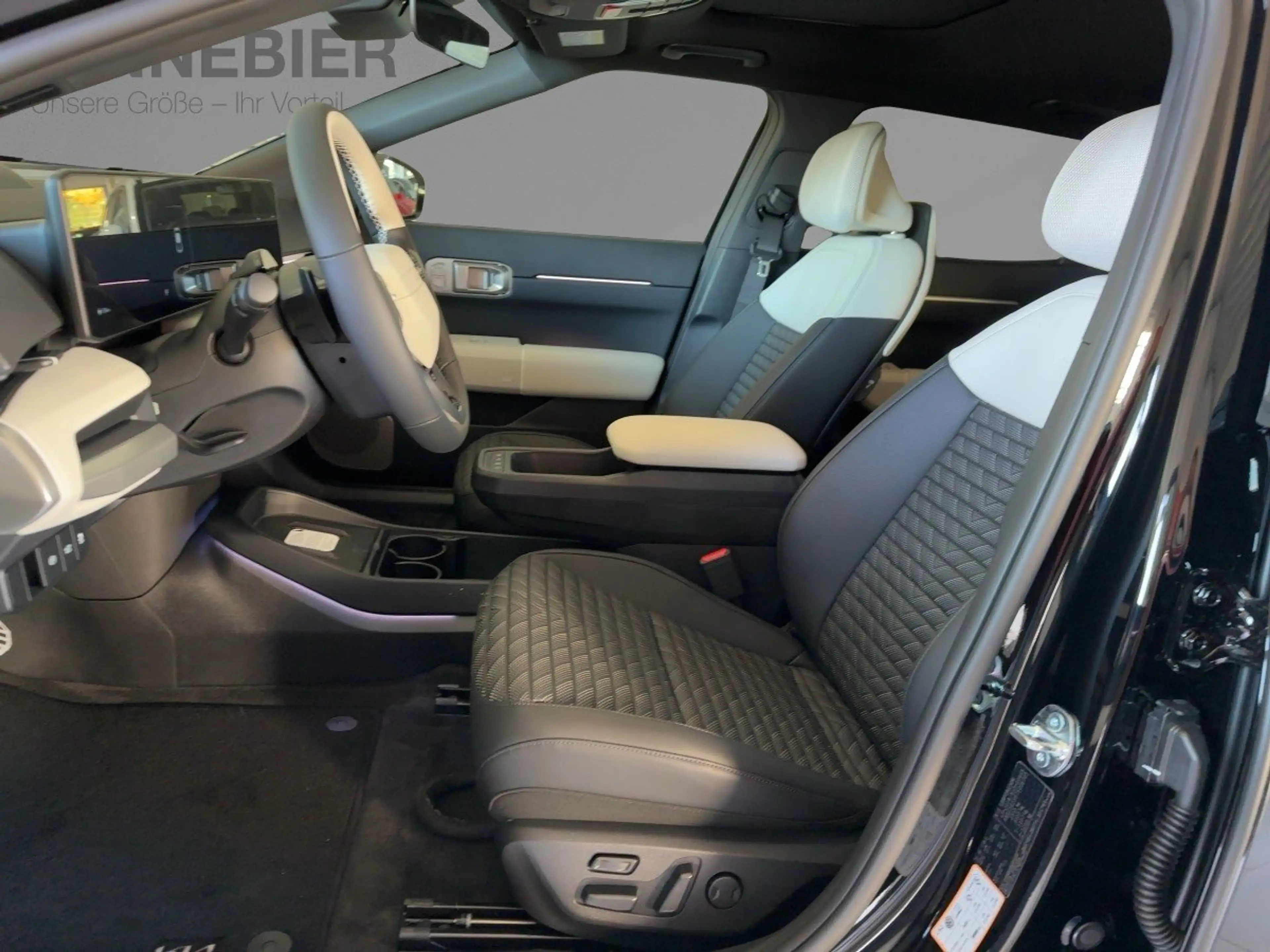 Kia EV4 Fastback 360°*ACC*Pano*el.Sitze*HUD*DualLED — photo 11