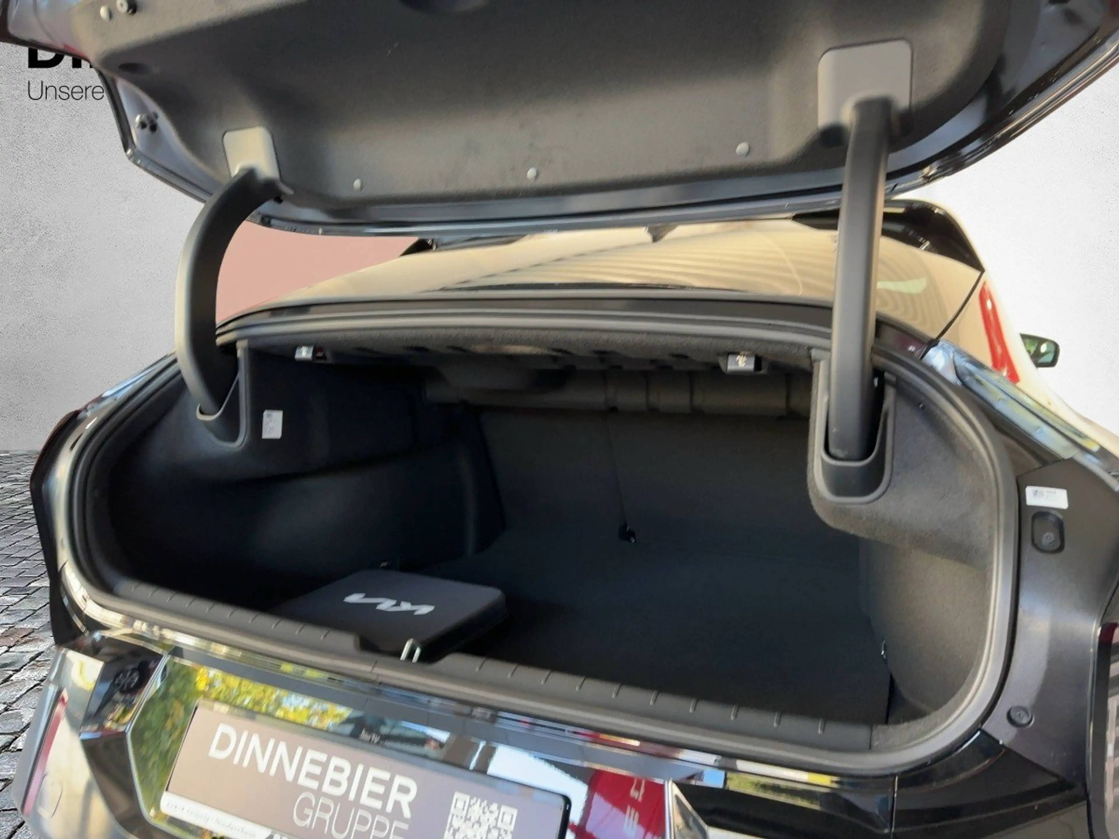 Kia EV4 Fastback 360°*ACC*Pano*el.Sitze*HUD*DualLED — photo 10