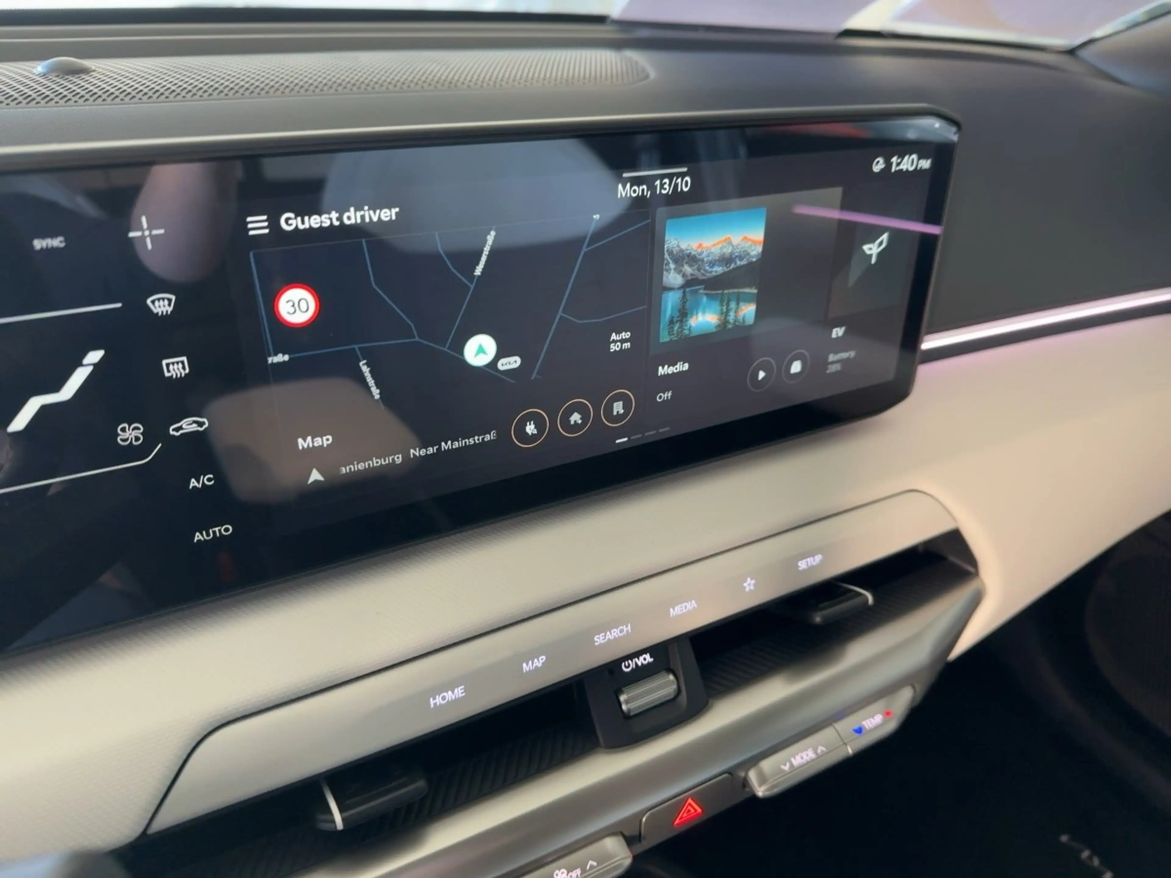 Kia EV4 Fastback 360°*ACC*Pano*el.Sitze*HUD*DualLED — photo 15