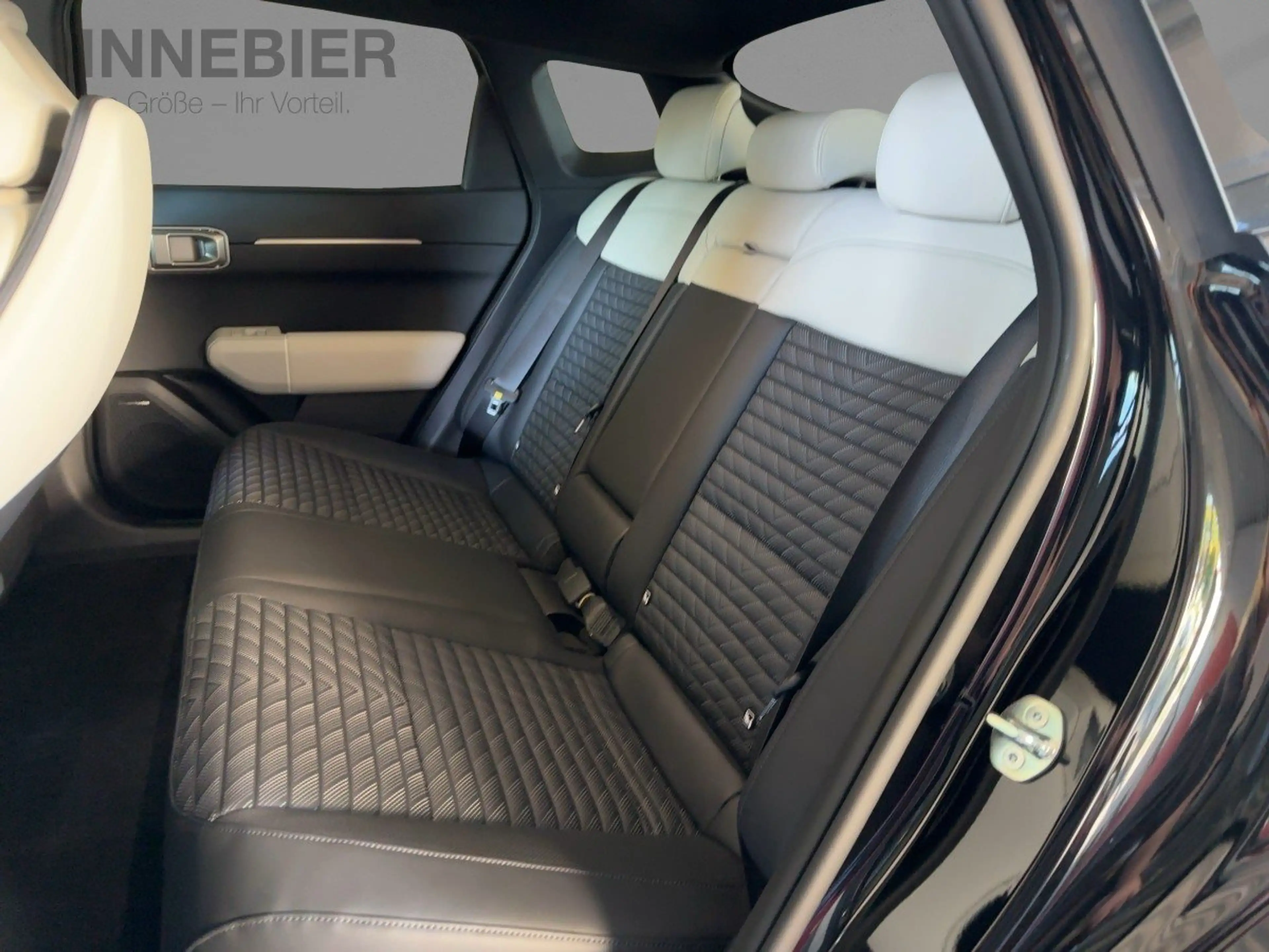 Kia EV4 Fastback 360°*ACC*Pano*el.Sitze*HUD*DualLED — photo 12