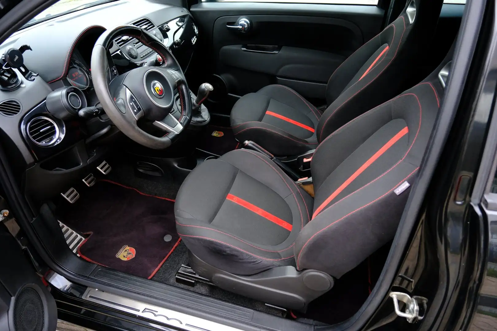 Fiat 500 Abarth 1.4-16V 135pk Orig.NL| Pano|Airco|LMV|Sportstoelen Negro - 2