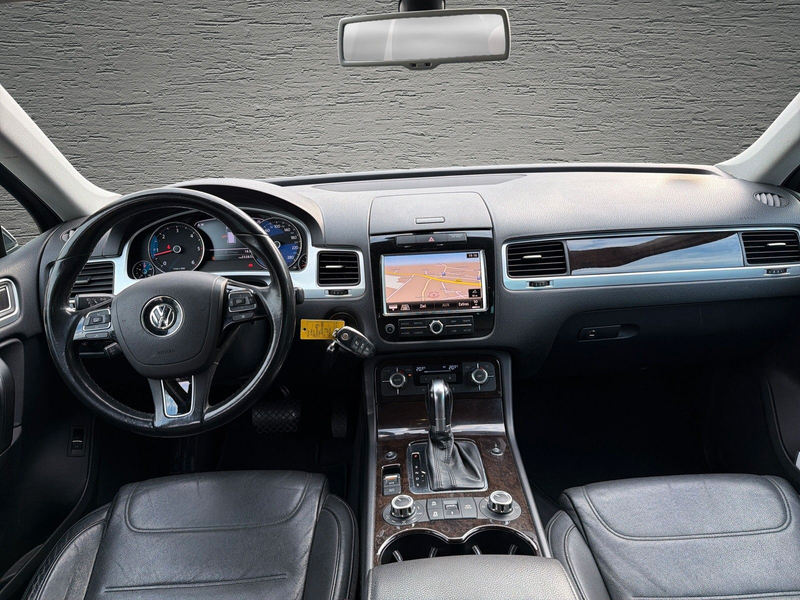 Volkswagen Touareg 3.0 V6 TDI Tiptronic /AHK/Kamera/3.5t — photo 12