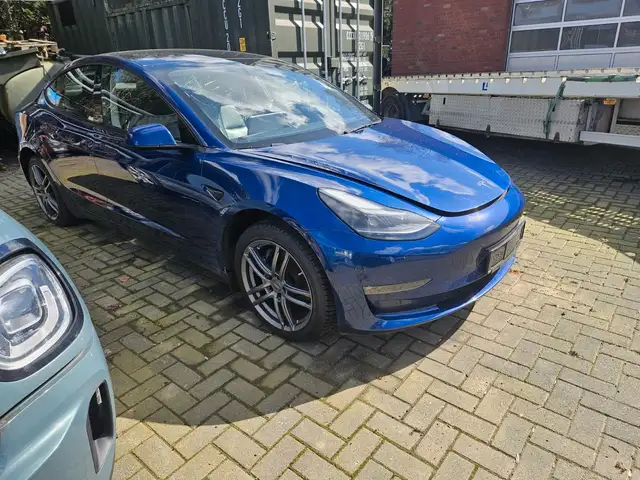 Tesla Model 3 MODEL 3 LONG RANGE DUAL MOTOR | TOW Pack| AHK