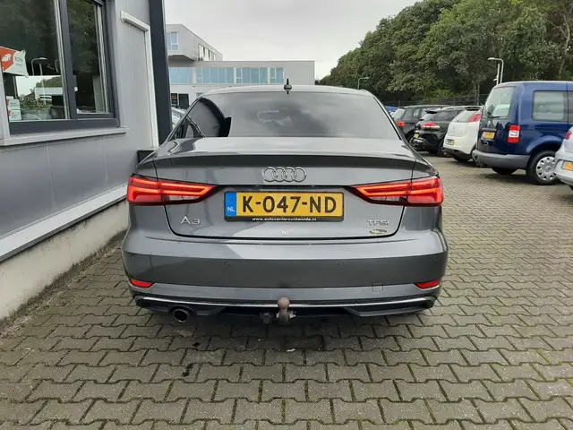 Audi A3 view 7