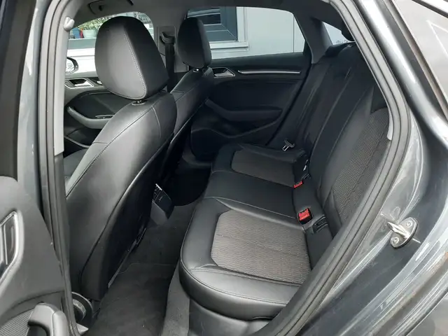 Audi A3 view 26