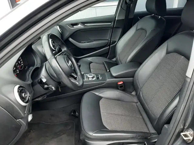 Audi A3 view 8