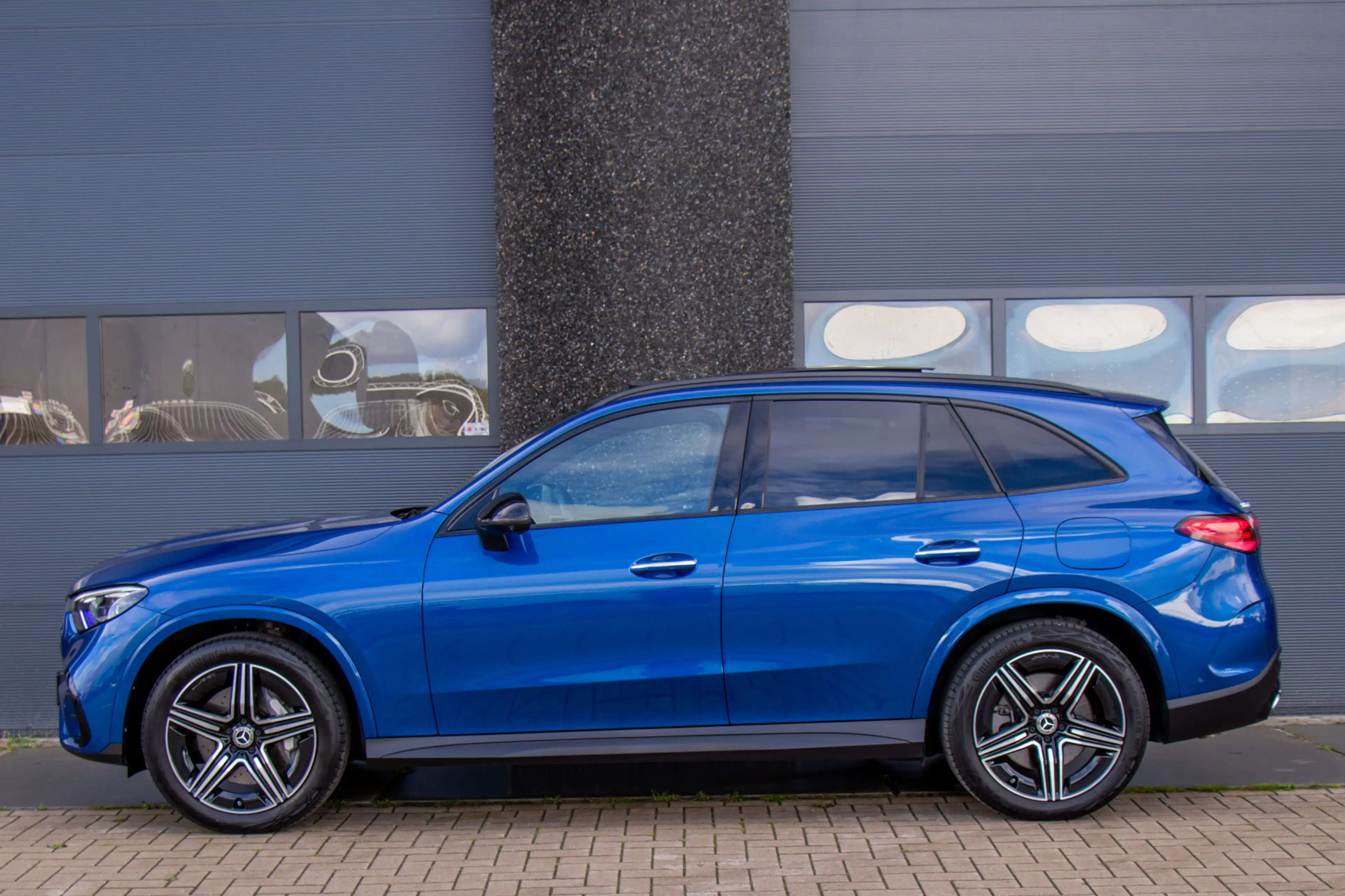 Mercedes-Benz GLC 400 400e 4MATIC AMG Line | Pano | 360 | Burmester | Sf — photo 3