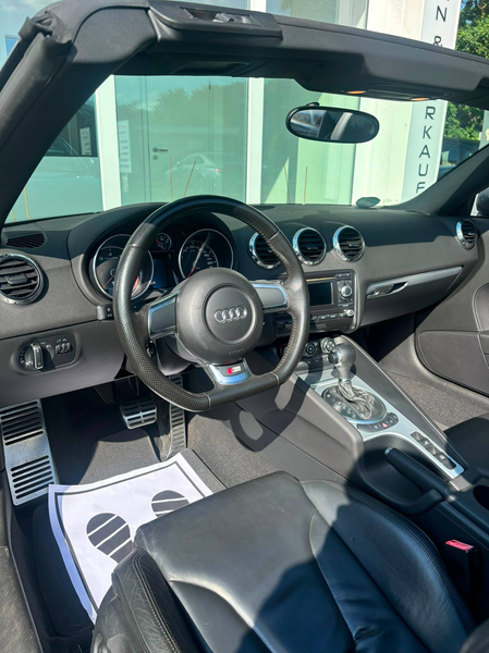 Audi TT Audi TT 2.0 TFSI Roadster, S-line plus, 19-Zoll, Leder, Xenon — photo 13