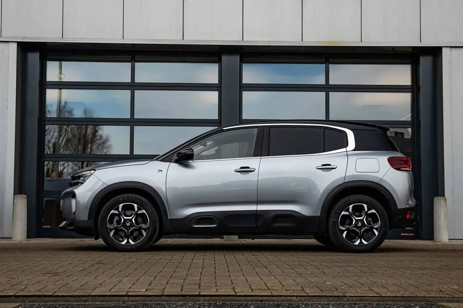 Citroen C5 Aircross Plugin Hybrid 225pk | Volledig leder | Camera |... Grijs - 2