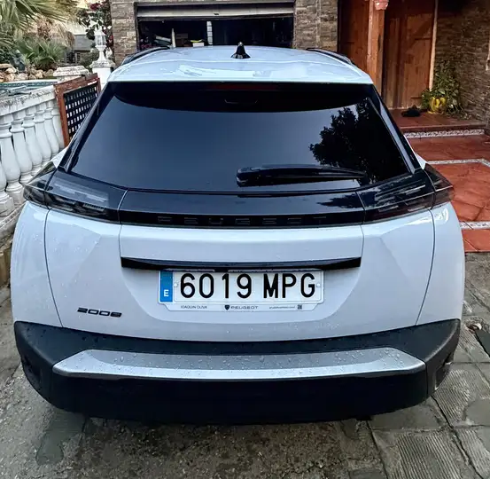 Peugeot 2008 2024, foto 4