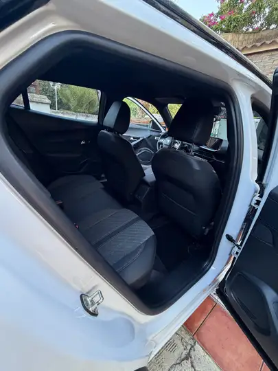 Peugeot 2008 2024, foto 10