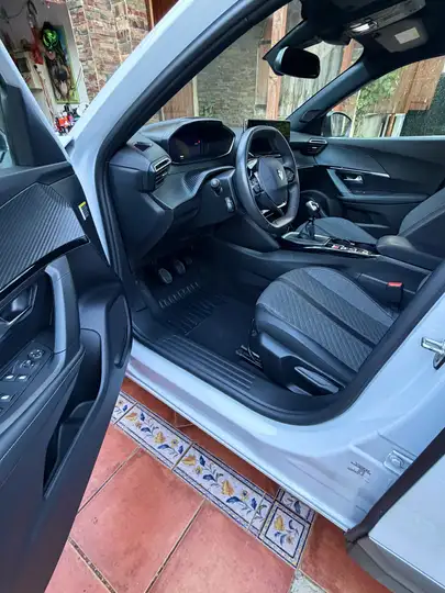 Peugeot 2008 2024, foto 11