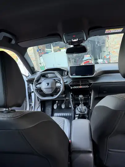 Peugeot 2008 2024, foto 7