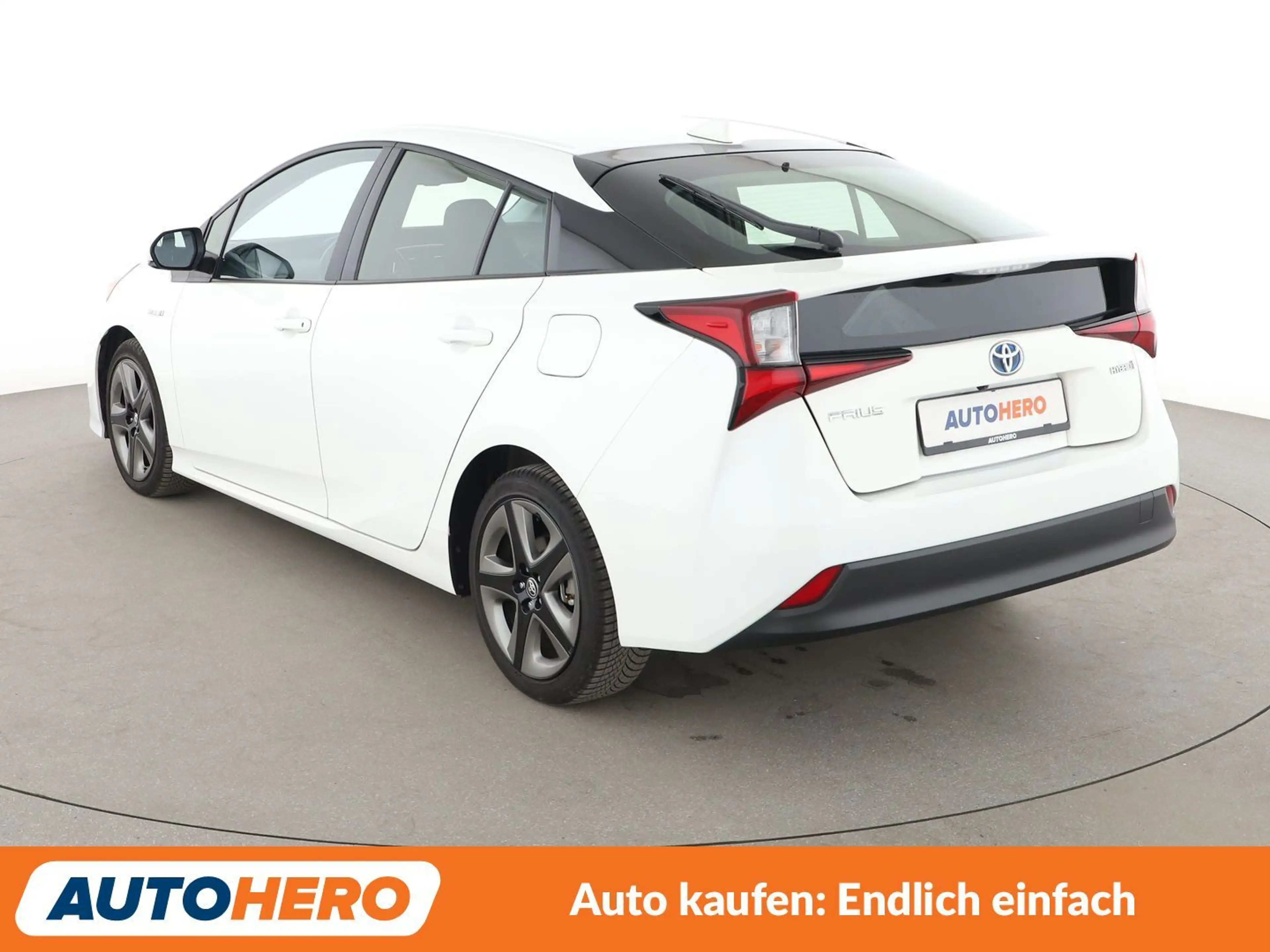 Toyota Prius 1.8 Comfort Aut.*NAV*HUD*ACC*CAM*SHZ*ALU*KLIMA* — photo 4