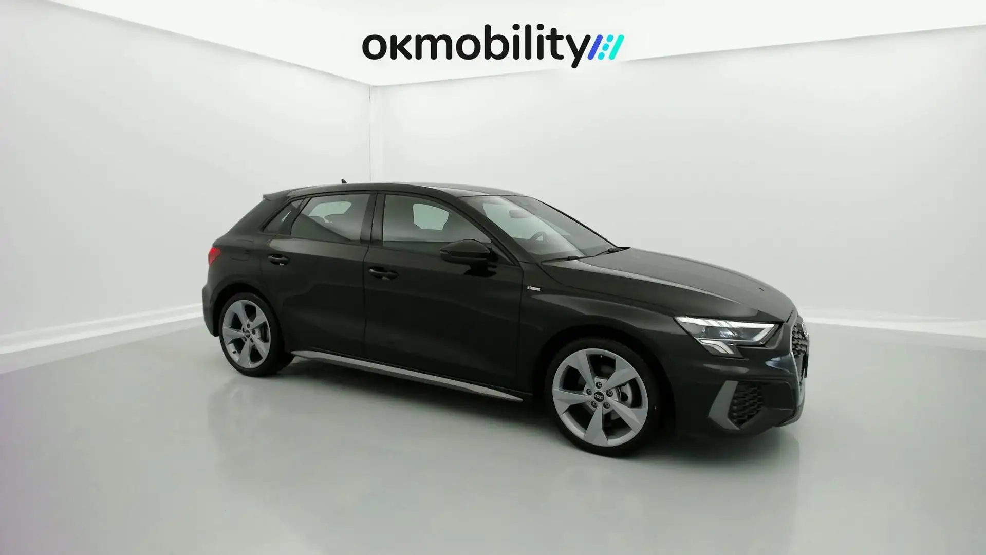 Audi A3 Sportback 35 TFSI S line S tronic Noir - 2